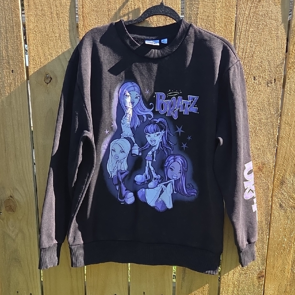 BRATZ Crewneck Sweatshirt Size MD